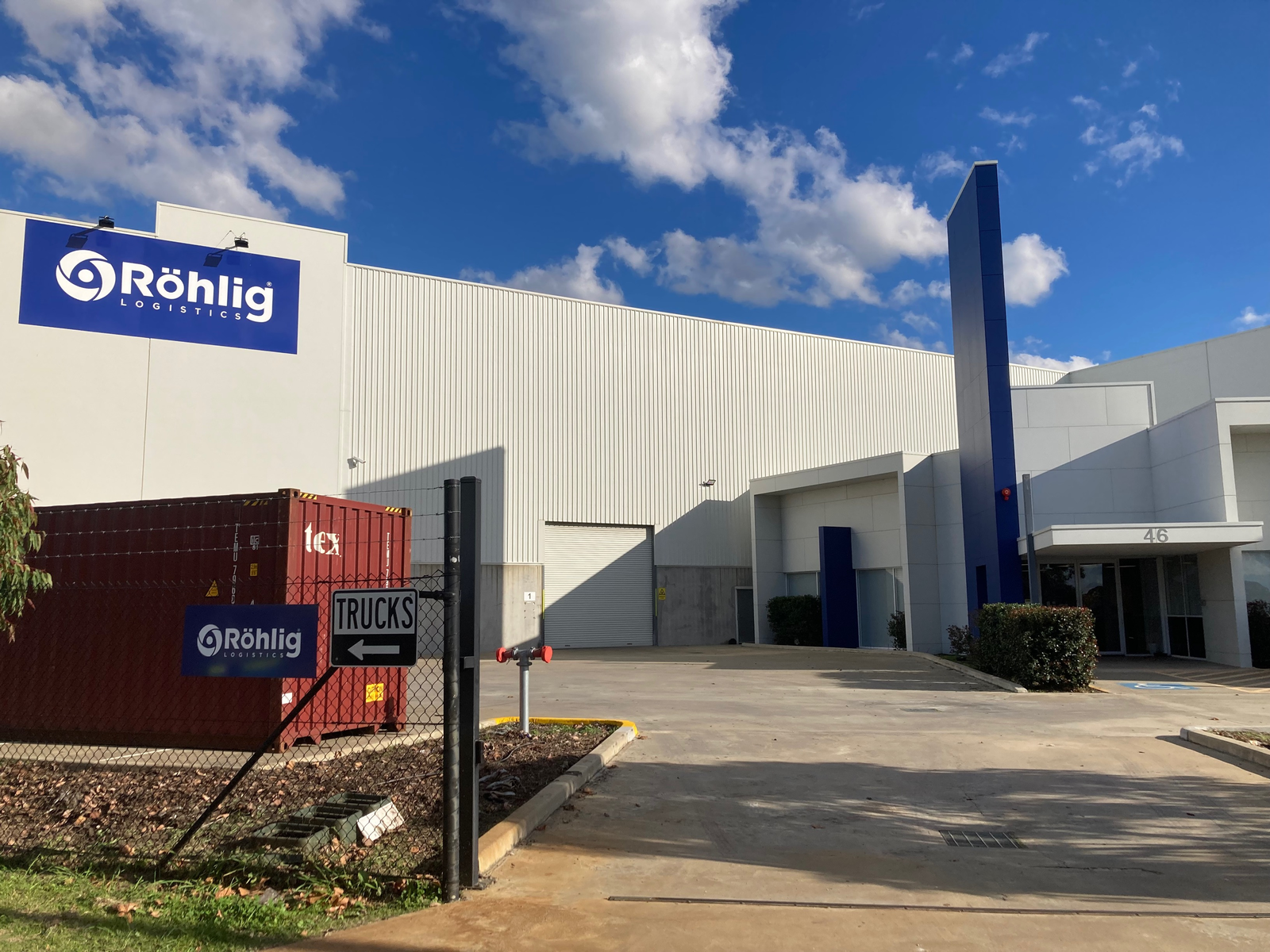 Rohlig Australia expands contract logistics operation with new warehouse opening in Perth Airport, WA.
